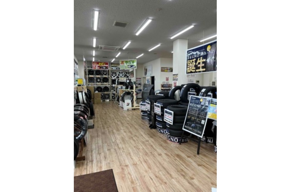 タイヤ館 則松